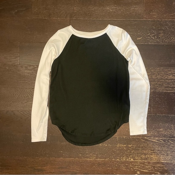 2 Thick Baseball Tee Bundle - Picture 2 of 3